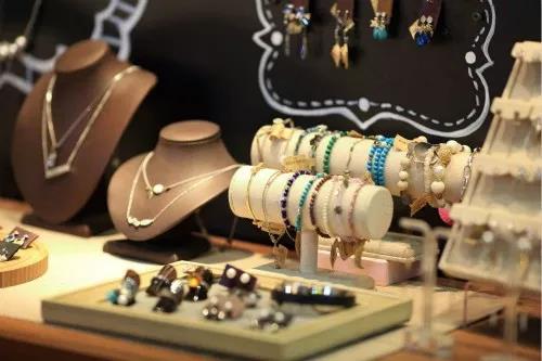 1540433792895921.jpg 微信图片_20181025101236.jpg